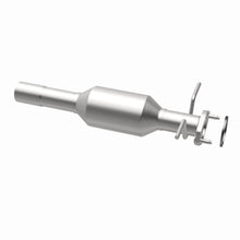 Load image into Gallery viewer, MagnaFlow Exhaust Products 5571196 California CARB Direct-Fit Catalytic Converter for Select Ford Focus