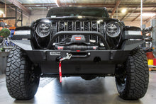 Load image into Gallery viewer, ICON Impact Series Offroad Armor 25153 18-UP JEEP JL / 20-UP JT FRONT IMPACT FULL WIDTH WINGS for Select Jeep Gladiator, Jeep Wrangler