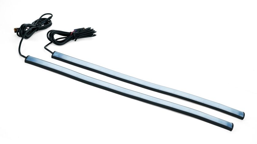 Air Lift 25341 Towtal View LaneGuard offers Blind Spot Detection & Lane Change Assist.
