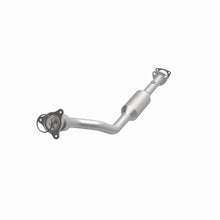 Load image into Gallery viewer, MagnaFlow Exhaust Products 4561089 California CARB Direct-Fit Catalytic Converter for Select Chevrolet Cavalier, Oldsmobile Alero, Pontiac Grand Am, Pontiac Sunfire