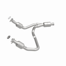 Load image into Gallery viewer, MagnaFlow Exhaust Products 52642 OEM Grade Direct-Fit Catalytic Converter for Select Chevrolet Silverado 1500, Chevrolet Silverado LD, Chevrolet Suburban, Chevrolet Tahoe, GMC Sierra 1500, GMC Sierra Limited, GMC Yukon, GMC Yukon XL