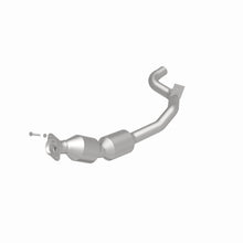 Load image into Gallery viewer, MagnaFlow Exhaust Products 21-607 OEM Grade Direct-Fit Catalytic Converter for Select Land Rover Range Rover, Land Rover Range Rover Sport