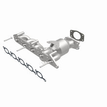 Load image into Gallery viewer, MagnaFlow Exhaust Products 24425 HM Grade Manifold Catalytic Converter for Select Volvo S60, Volvo V70