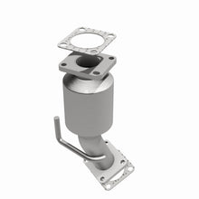 Load image into Gallery viewer, MagnaFlow Exhaust Products 93198 Standard Grade Direct-Fit Catalytic Converter for Select Honda Passport, Isuzu Rodeo