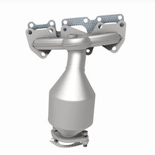 Load image into Gallery viewer, MagnaFlow Exhaust Products 5531685 California CARB Manifold Catalytic Converter for Select Hyundai Azera, Hyundai Sonata