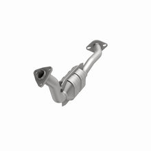 Load image into Gallery viewer, MagnaFlow Exhaust Products 447231 California CARB Direct-Fit Catalytic Converter for Select Nissan Frontier, Nissan Xterra
