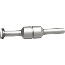 Load image into Gallery viewer, MagnaFlow Exhaust Products 23624 HM Grade Direct-Fit Catalytic Converter for Select Lexus RX330, Lexus RX350, Lexus RX400h, Toyota Highlander