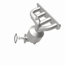 Load image into Gallery viewer, MagnaFlow Exhaust Products 22-081 OEM Grade Manifold Catalytic Converter for Select Hyundai Elantra, Hyundai Elantra Coupe, Hyundai Elantra GT, Kia Forte, Kia Forte Koup, Kia Soul