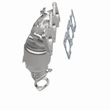 Load image into Gallery viewer, MagnaFlow Exhaust Products 52737 OEM Grade Manifold Catalytic Converter for Select Hyundai Santa Fe, Kia Sorento