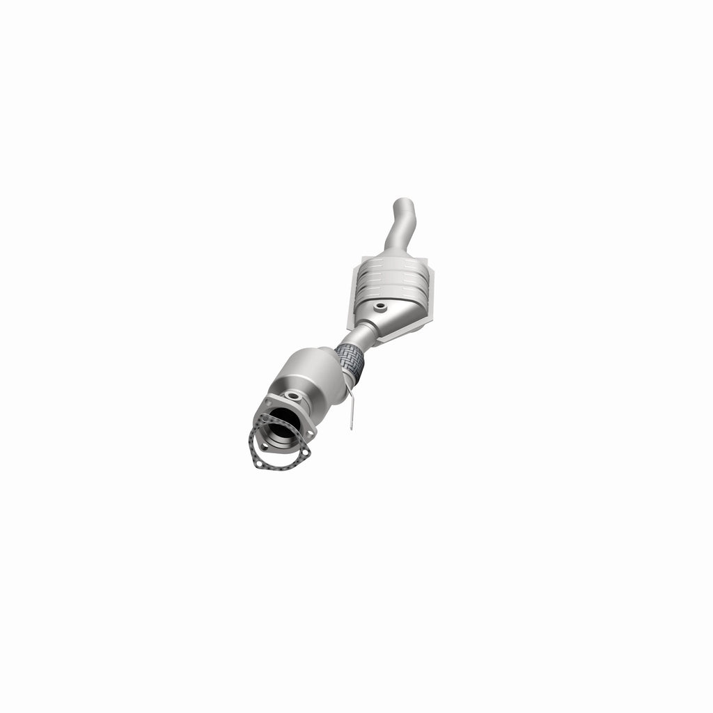 MagnaFlow Exhaust Products 51589 OEM Grade Direct-Fit Catalytic Converter for Select Audi A6, Audi A6 Quattro, Volkswagen Passat