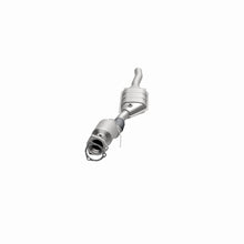 Load image into Gallery viewer, MagnaFlow Exhaust Products 51589 OEM Grade Direct-Fit Catalytic Converter for Select Audi A6, Audi A6 Quattro, Volkswagen Passat
