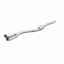Load image into Gallery viewer, MagnaFlow Exhaust Products 4481687 California CARB Direct-Fit Catalytic Converter for Select BMW 840Ci