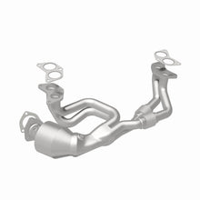 Load image into Gallery viewer, MagnaFlow Exhaust Products 5531447 California CARB Manifold Catalytic Converter for Select Saab 9-2X, Subaru Forester, Subaru Impreza, Subaru Legacy, Subaru Outback