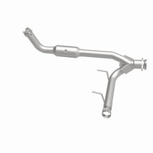 Load image into Gallery viewer, MagnaFlow Exhaust Products 4651508 California CARB Direct-Fit Catalytic Converter for Select Lincoln Navigator