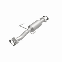 Load image into Gallery viewer, MagnaFlow Exhaust Products 4481150 California CARB Direct-Fit Catalytic Converter for Select Ford Escort, Mercury Tracer