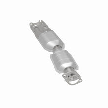 Load image into Gallery viewer, MagnaFlow Exhaust Products 333386 California CARB Direct-Fit Catalytic Converter for Select Ford Bronco II, Ford Ranger