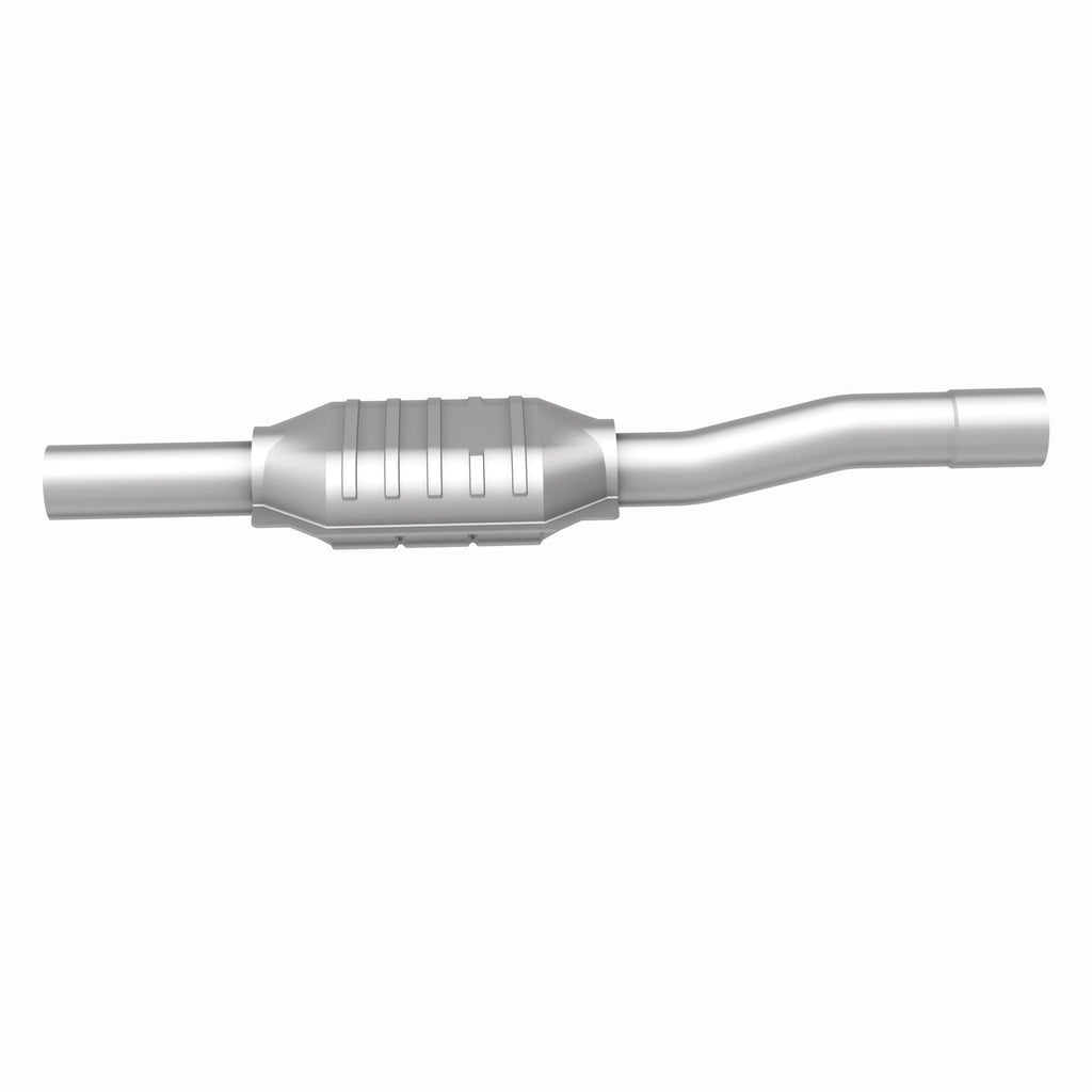MagnaFlow Exhaust Products 51698 OEM Grade Direct-Fit Catalytic Converter for Select Jeep Grand Cherokee