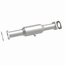 Load image into Gallery viewer, MagnaFlow Exhaust Products 3391352 California CARB Direct-Fit Catalytic Converter for Select Ford Bronco II, Ford Ranger
