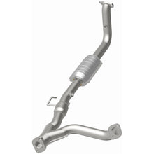 Load image into Gallery viewer, MagnaFlow Exhaust Products 23638 HM Grade Direct-Fit Catalytic Converter for Select Honda Passport, Isuzu Rodeo