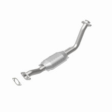 Load image into Gallery viewer, MagnaFlow Exhaust Products 93367 Standard Grade Direct-Fit Catalytic Converter for Select Ford Country Squire, Ford LTD, Ford LTD Crown Victoria, Lincoln Town Car, Mercury Colony Park, Mercury Grand Marquis