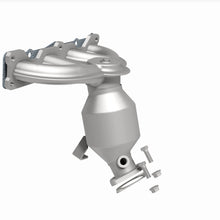 Load image into Gallery viewer, MagnaFlow Exhaust Products 5531590 California CARB Manifold Catalytic Converter for Select Hyundai Tucson