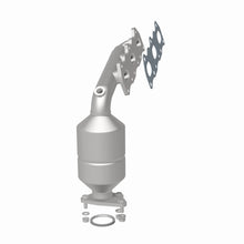 Load image into Gallery viewer, MagnaFlow Exhaust Products 51254 OEM Grade Manifold Catalytic Converter for Select Suzuki Grand Vitara, Suzuki XL-7
