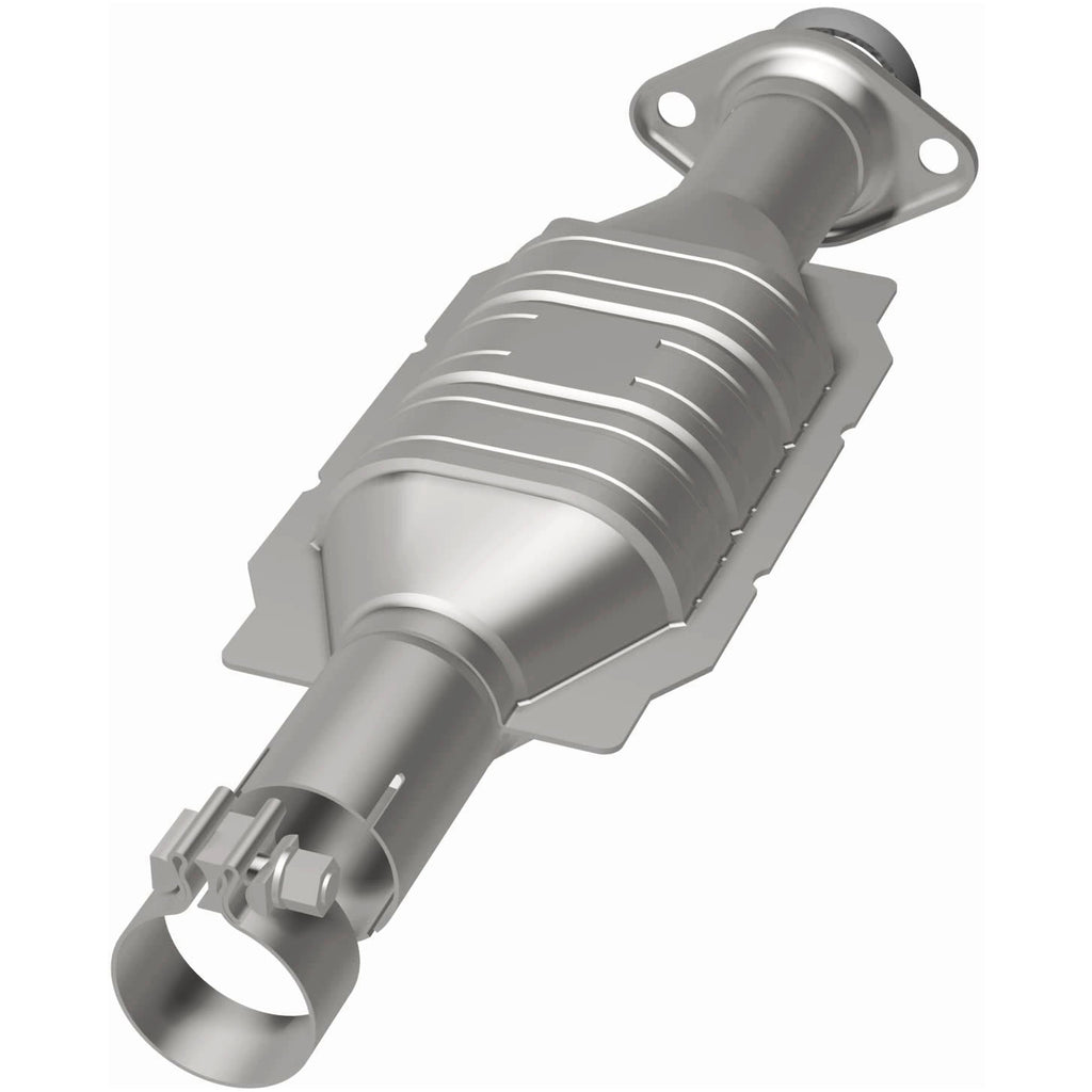 MagnaFlow Exhaust Products 51518 OEM Grade Direct-Fit Catalytic Converter for Select Ford Escape, Mercury Mariner