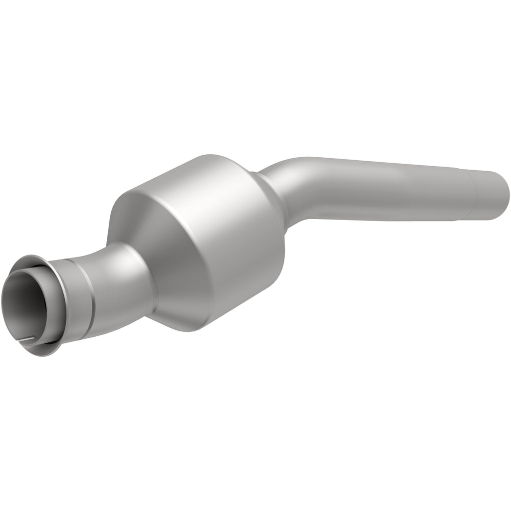 MagnaFlow Exhaust Products 51637 OEM Grade Direct-Fit Catalytic Converter for Select Audi A3, Volkswagen Beetle, Volkswagen Golf, Volkswagen Jetta