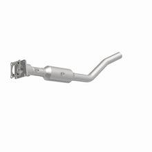 Load image into Gallery viewer, MagnaFlow Exhaust Products 5561509 California CARB Direct-Fit Catalytic Converter for Select Chrysler 200, Chrysler Sebring, Dodge Avenger, Dodge Caliber, Dodge Journey, Jeep Compass, Jeep Patriot