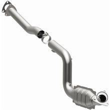 Load image into Gallery viewer, MagnaFlow Exhaust Products 4551535 California CARB Direct-Fit Catalytic Converter for Select Chevrolet Express 3500, GMC Savana