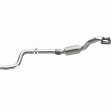 Load image into Gallery viewer, MagnaFlow Exhaust Products 6561139 California CARB Direct-Fit Catalytic Converter for Select Chrysler 300, Dodge Challenger, Dodge Charger