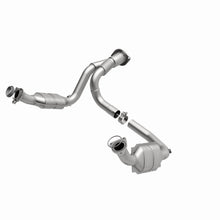Load image into Gallery viewer, MagnaFlow Exhaust Products 49631 OEM Grade Direct-Fit Catalytic Converter for Select Cadillac Escalade, Cadillac Escalade ESV, Cadillac Escalade EXT, Chevrolet Silverado 1500, Chevrolet Tahoe, GMC Sierra 1500, GMC Yukon, GMC Yukon XL