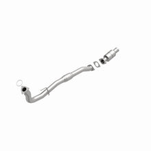 Load image into Gallery viewer, MagnaFlow Exhaust Products 447280 California CARB Direct-Fit Catalytic Converter for Select Chevrolet Avalanche 2500, Chevrolet Suburban 2500, GMC Yukon XL
