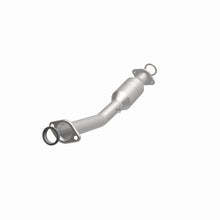Load image into Gallery viewer, MagnaFlow Exhaust Products 52437 OEM Grade Direct-Fit Catalytic Converter for Select Nissan Juke, Nissan Sentra