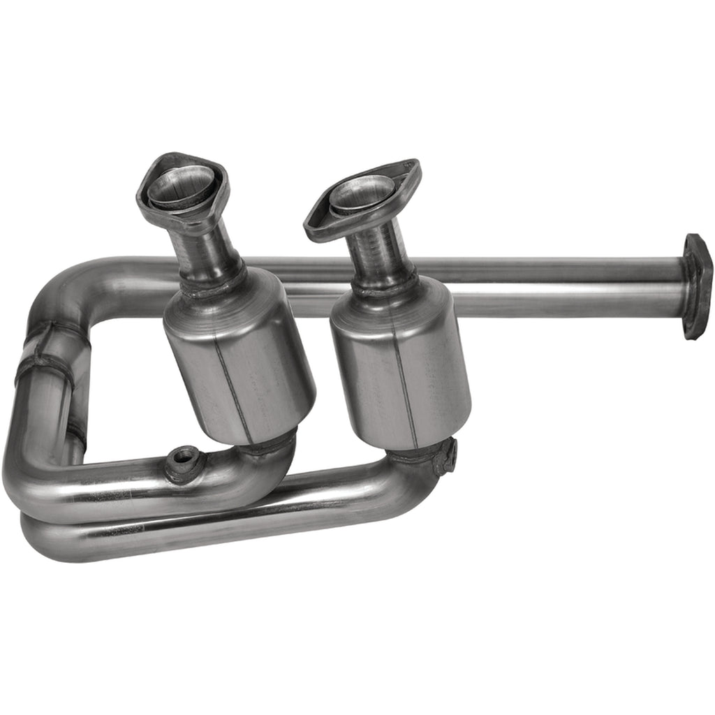 MagnaFlow Exhaust Products 49268 OEM Grade Direct-Fit Catalytic Converter for Select Jeep Wrangler