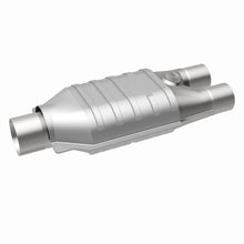 Load image into Gallery viewer, MagnaFlow Exhaust Products 3322037 California CARB Universal Catalytic Converter for Select Alfa Romeo 164, Alfa Romeo GTV-6, Alfa Romeo Milano, BMW 325i, BMW 325iX, BMW 325is, BMW 525iT, BMW 528e, BMW 528i, BMW 533i, BMW 535i, BMW 633CSi, BMW 635CSi,