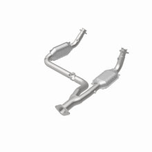 Load image into Gallery viewer, MagnaFlow Exhaust Products 93603 HM Grade Direct-Fit Catalytic Converter for Select Chevrolet C1500 Suburban, Chevrolet K1500 Suburban, Chevrolet Tahoe, GMC Yukon