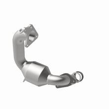 Load image into Gallery viewer, MagnaFlow Exhaust Products 52438 OEM Grade Direct-Fit Catalytic Converter for Select Nissan Juke, Nissan Sentra