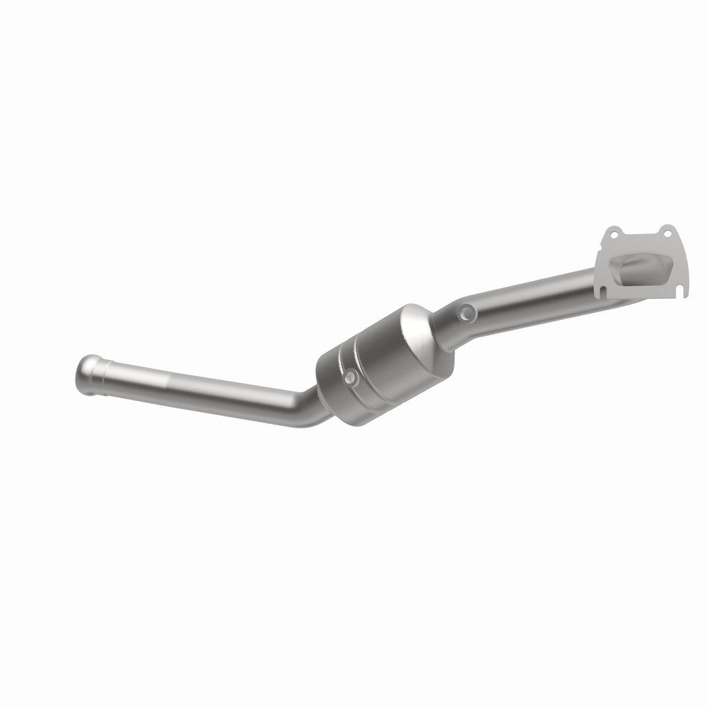 MagnaFlow Exhaust Products 49723 OEM Grade Direct-Fit Catalytic Converter for Select Dodge Durango, Jeep Grand Cherokee