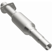 Load image into Gallery viewer, MagnaFlow Exhaust Products 3391475 California CARB Direct-Fit Catalytic Converter for Select Chevrolet Lumina APV, Oldsmobile Silhouette, Pontiac Trans Sport
