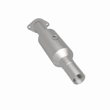 Load image into Gallery viewer, MagnaFlow Exhaust Products 5561288 California CARB Direct-Fit Catalytic Converter for Select Ford Fusion, Mercury Milan
