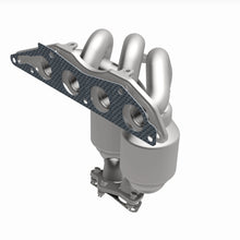 Load image into Gallery viewer, MagnaFlow Exhaust Products 5531347 California CARB Manifold Catalytic Converter for Select Mitsubishi Eclipse, Mitsubishi Galant