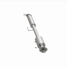Load image into Gallery viewer, MagnaFlow Exhaust Products 5571820 California CARB Direct-Fit Catalytic Converter for Select Hyundai Sonata