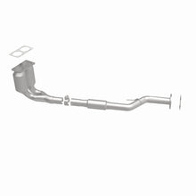Load image into Gallery viewer, MagnaFlow Exhaust Products 452103 California CARB Direct-Fit Catalytic Converter for Select Nissan Sentra