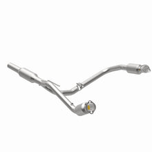 Load image into Gallery viewer, MagnaFlow Exhaust Products 4583497 California CARB Direct-Fit Catalytic Converter for Select Dodge Ram 1500, Dodge Ram 2500, Dodge Ram