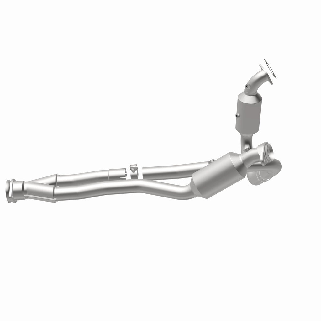 MagnaFlow Exhaust Products 21-710 OEM Grade Direct-Fit Catalytic Converter for Select Ford Transit-150, Ford Transit-250, Ford Transit-350, Ford Transit-350 HD