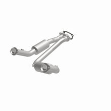 Load image into Gallery viewer, MagnaFlow Exhaust Products 5481682 California CARB Direct-Fit Catalytic Converter for Select Ford Ranger, Mazda B4000