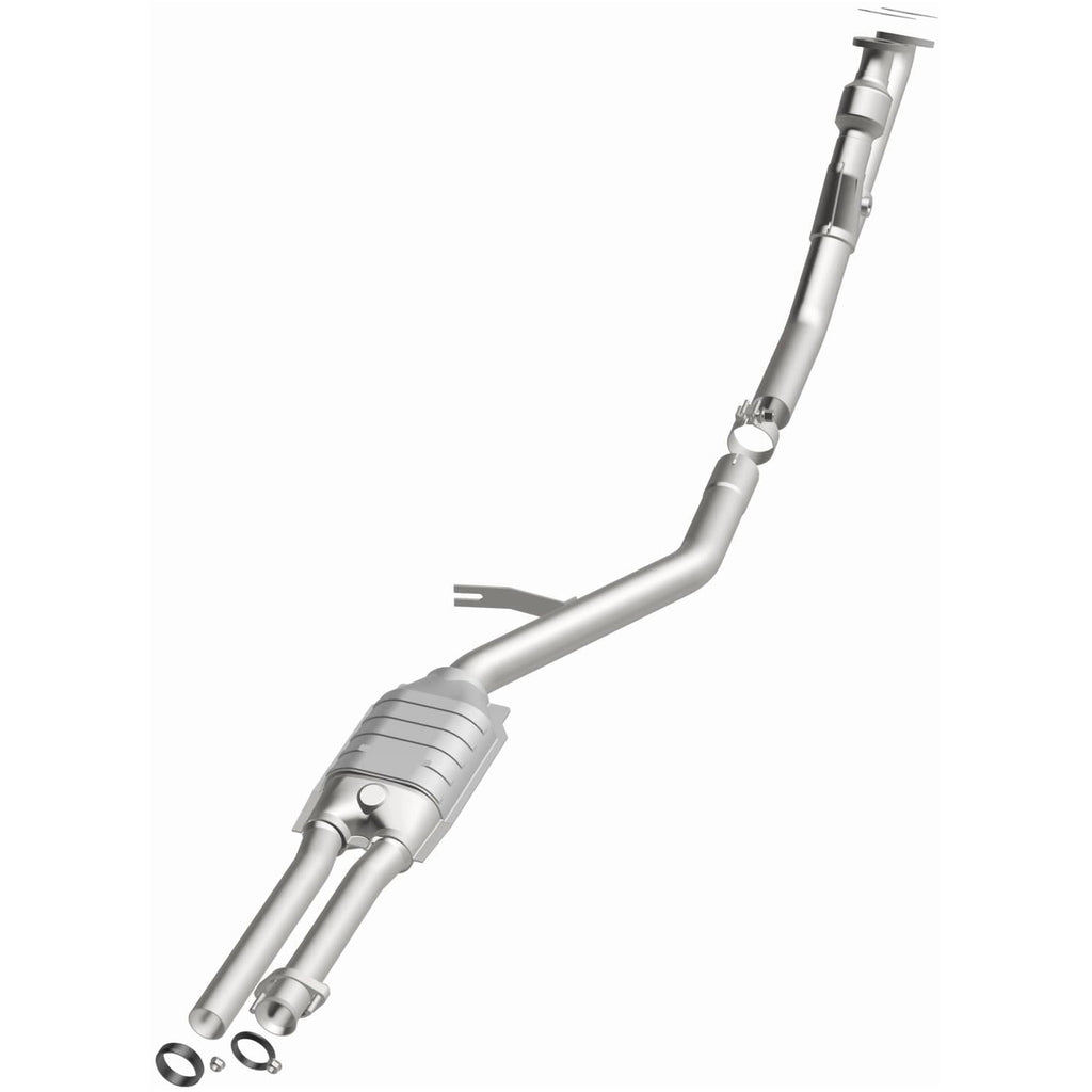 MagnaFlow Exhaust Products 3322554 California CARB Direct-Fit Catalytic Converter for Select BMW 325i, BMW 325iX, BMW 325is