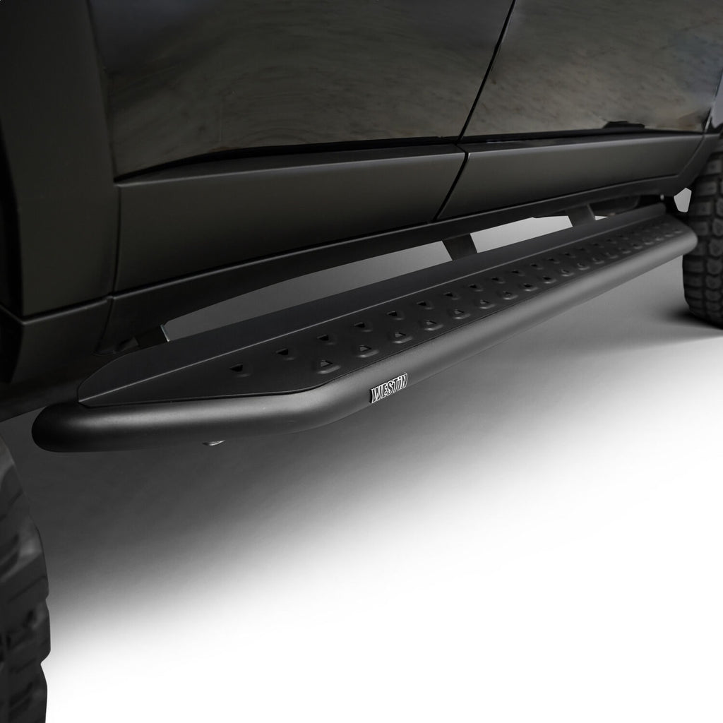 Westin 28-33795 Outlaw Running Boards