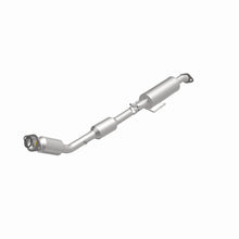 Load image into Gallery viewer, MagnaFlow Exhaust Products 280093 OEM Grade Direct-Fit Catalytic Converter